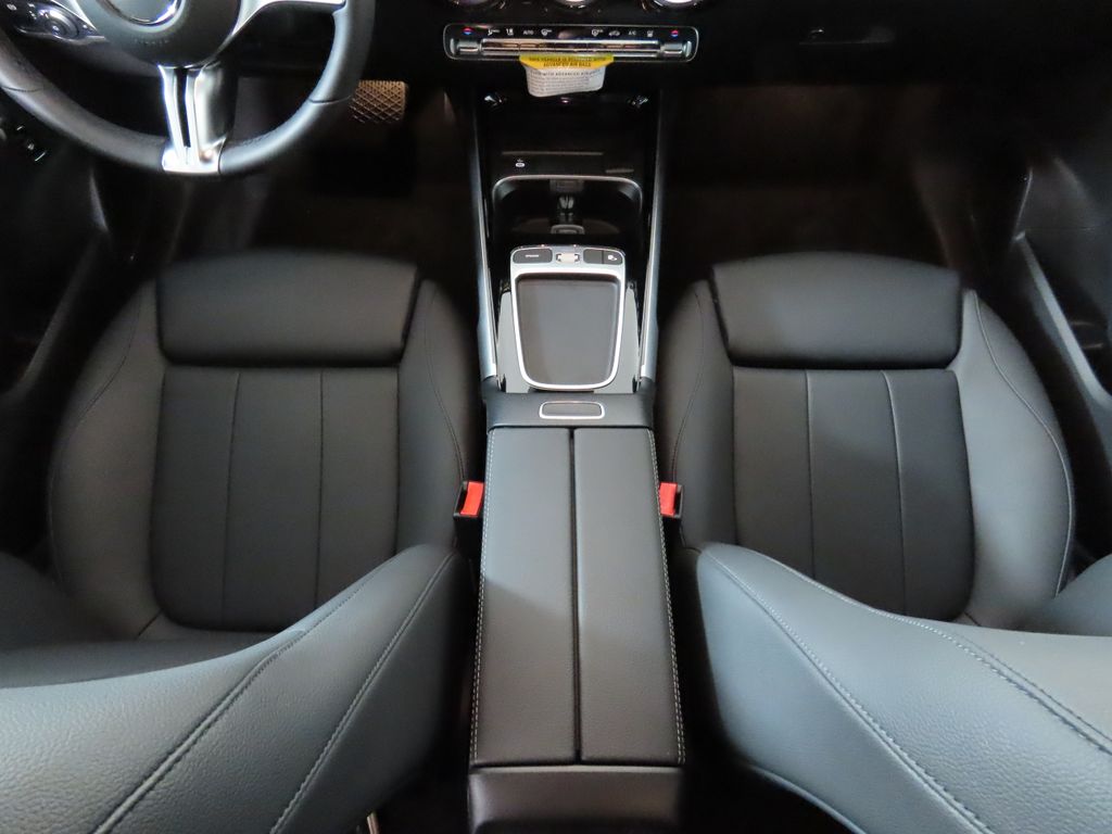 2024 Mercedes-Benz EQB 250+ 17