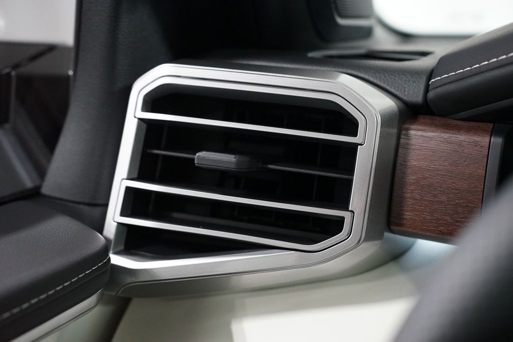 Thumbnail: 2025 Toyota Sequoia - 27