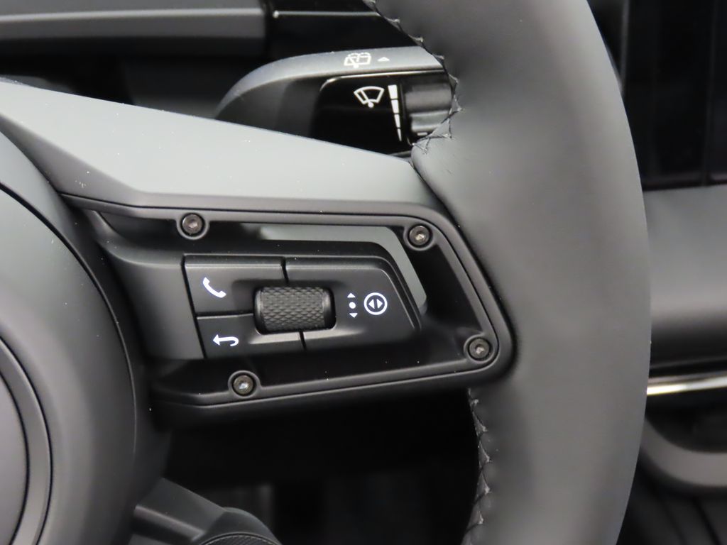 Thumbnail: 2025 Porsche Macan - 22