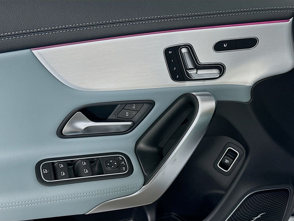 Thumbnail: 2025 Mercedes-Benz CLA - 18