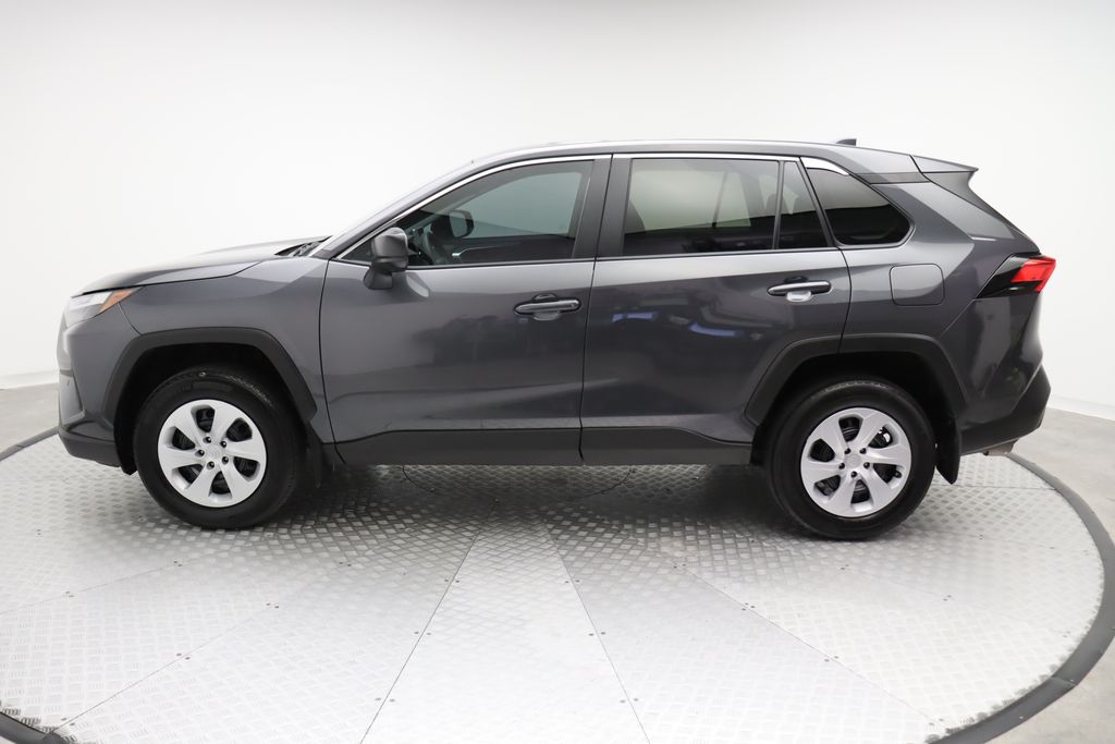 2024 Toyota RAV4 LE 12