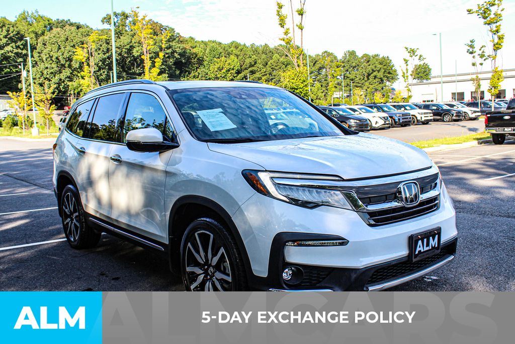 Used 2021 White Honda Elite image 3