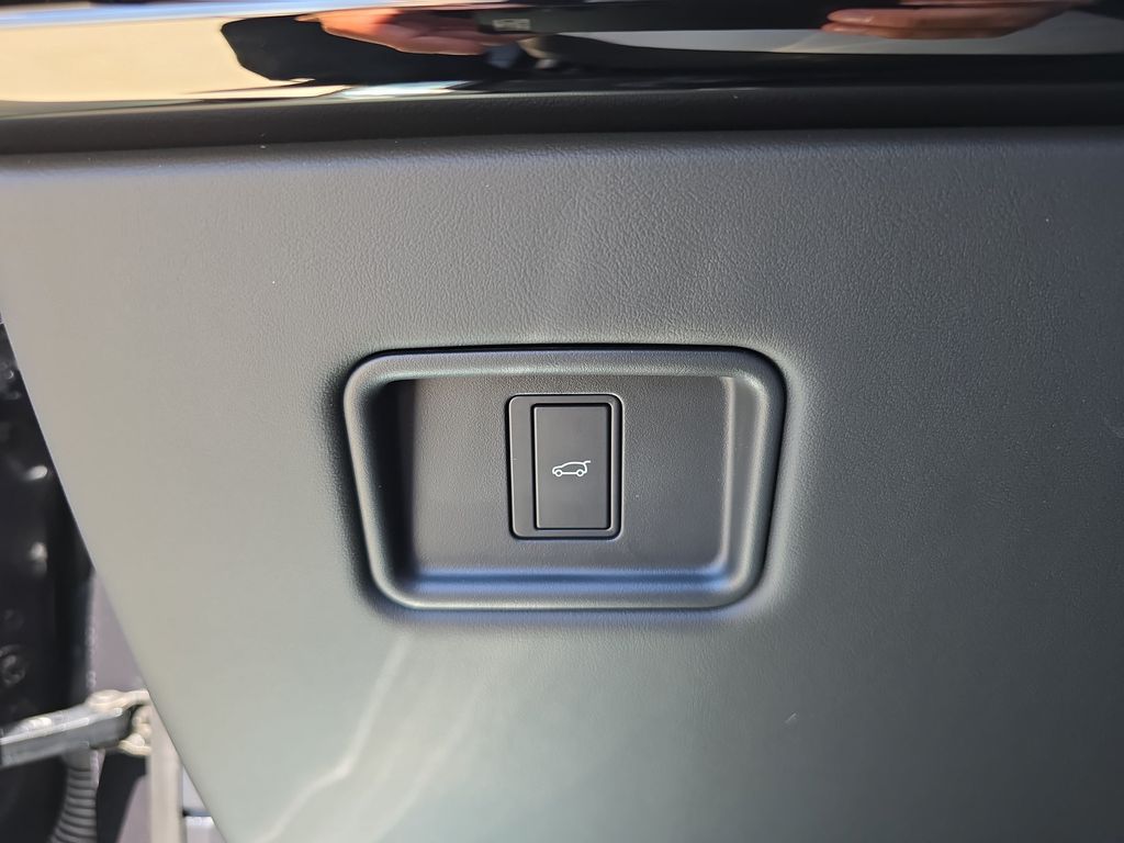 New 2026 Gray Land Rover Dynamic SE image 28