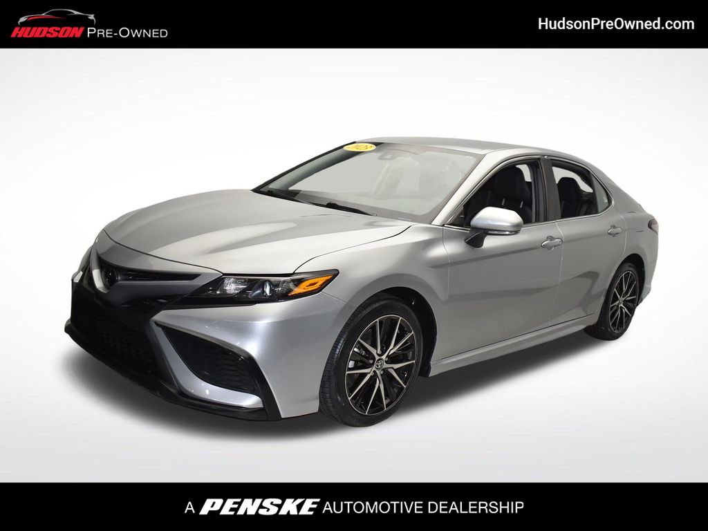 Celestial Silver Metallic 2023 Toyota Camry Sedan Front-Wheel Drive 8-Speed Automatic