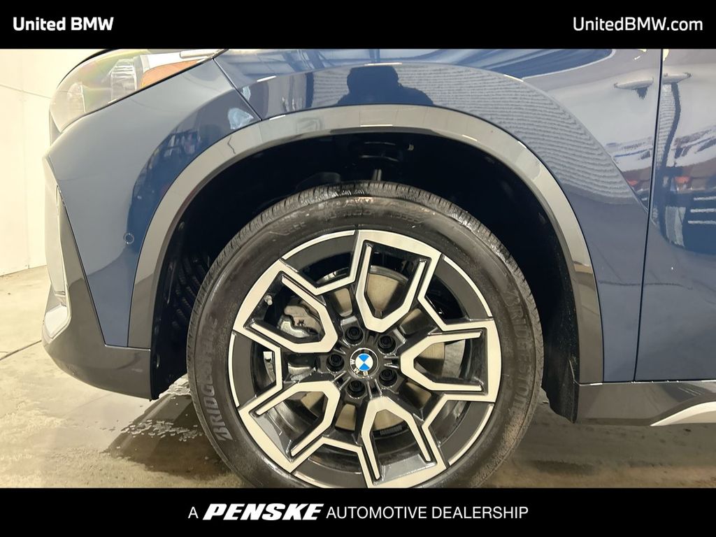 Thumbnail: 2026 BMW X1 - 10