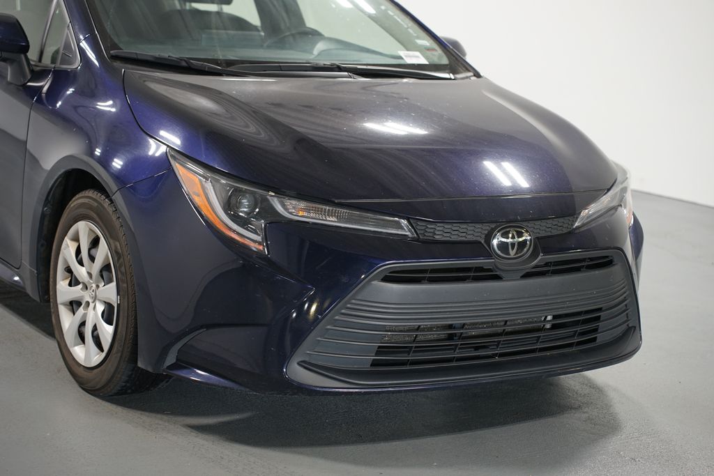 Thumbnail: 2023 Toyota Corolla - 4