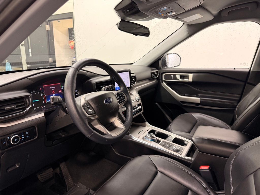 Thumbnail: 2023 Ford Explorer - 11