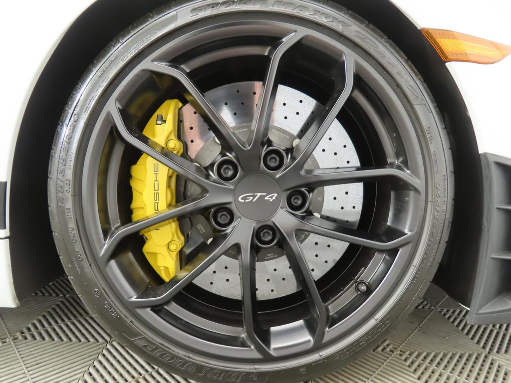 Thumbnail: 2020 Porsche 718 Cayman - 29