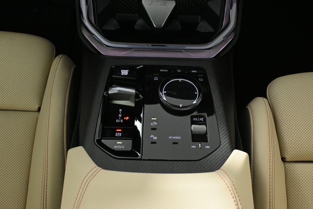 Thumbnail: 2026 BMW X3 - 24