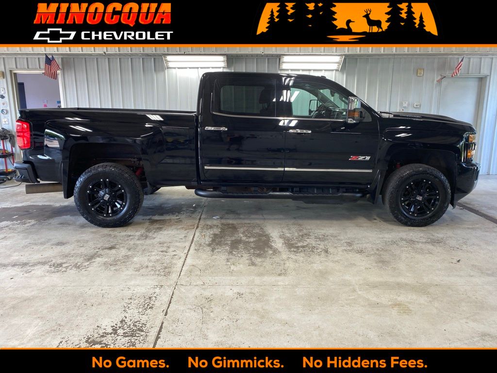 2019 Chevrolet Silverado 3500HD LTZ Crew Cab 4WD