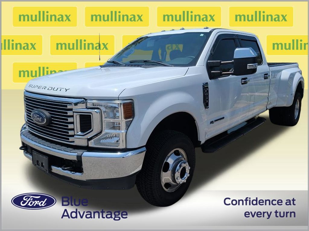 Certified Used 2022 White Ford XLT image 2