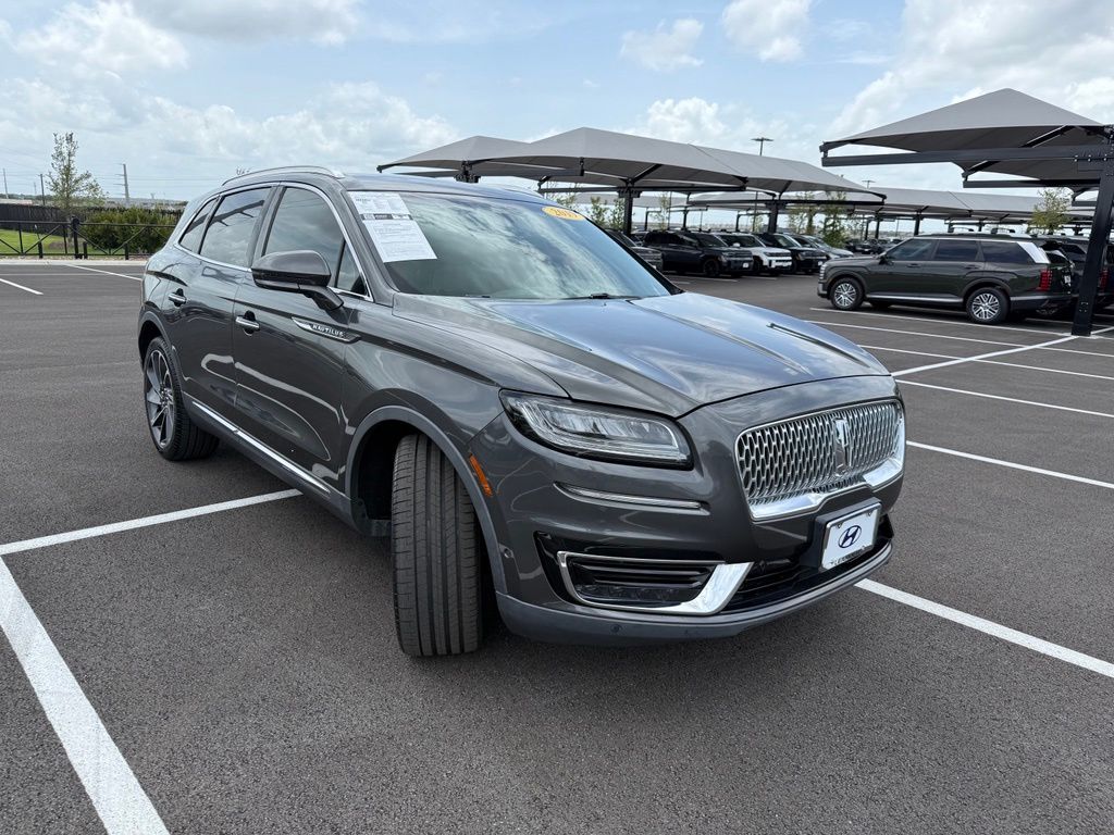 Thumbnail: 2019 Lincoln Nautilus - 3