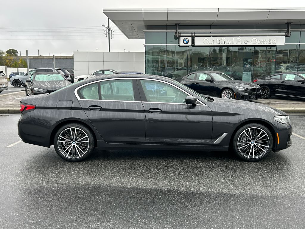 2022 BMW 5 Series 540i 6