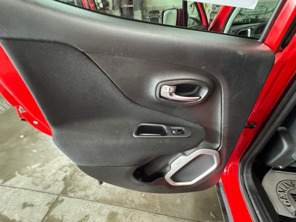 Used 2018 Jeep Renegade SUV