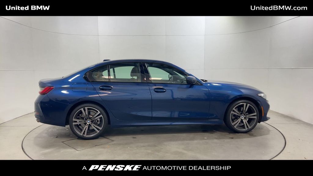 Thumbnail: 2023 BMW 3 Series - 9