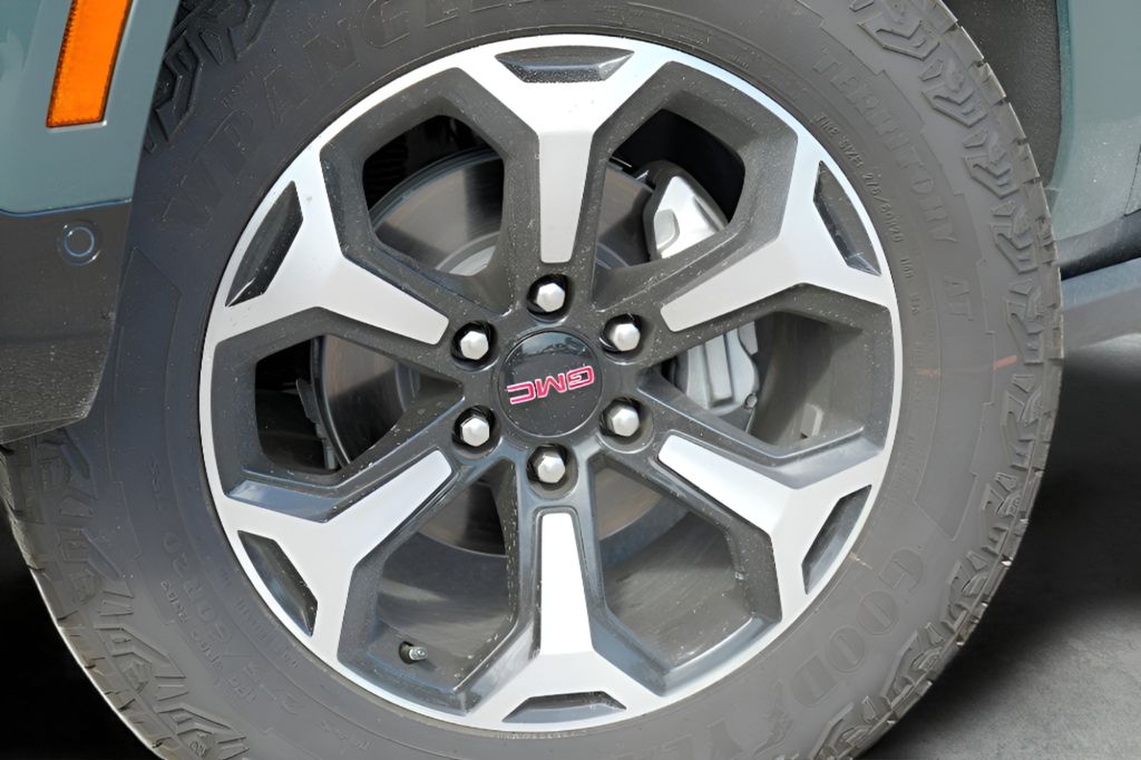 New 2026 Green GMC AT4 image 2