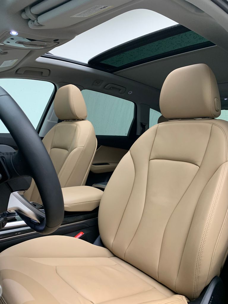 Thumbnail: 2023 Audi Q7 - 24