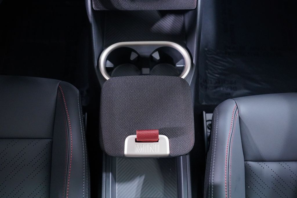 Thumbnail: 2026 MINI Cooper Countryman - 14