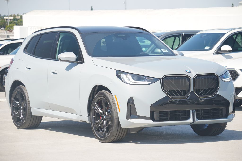 Thumbnail: 2026 BMW X3 - 3