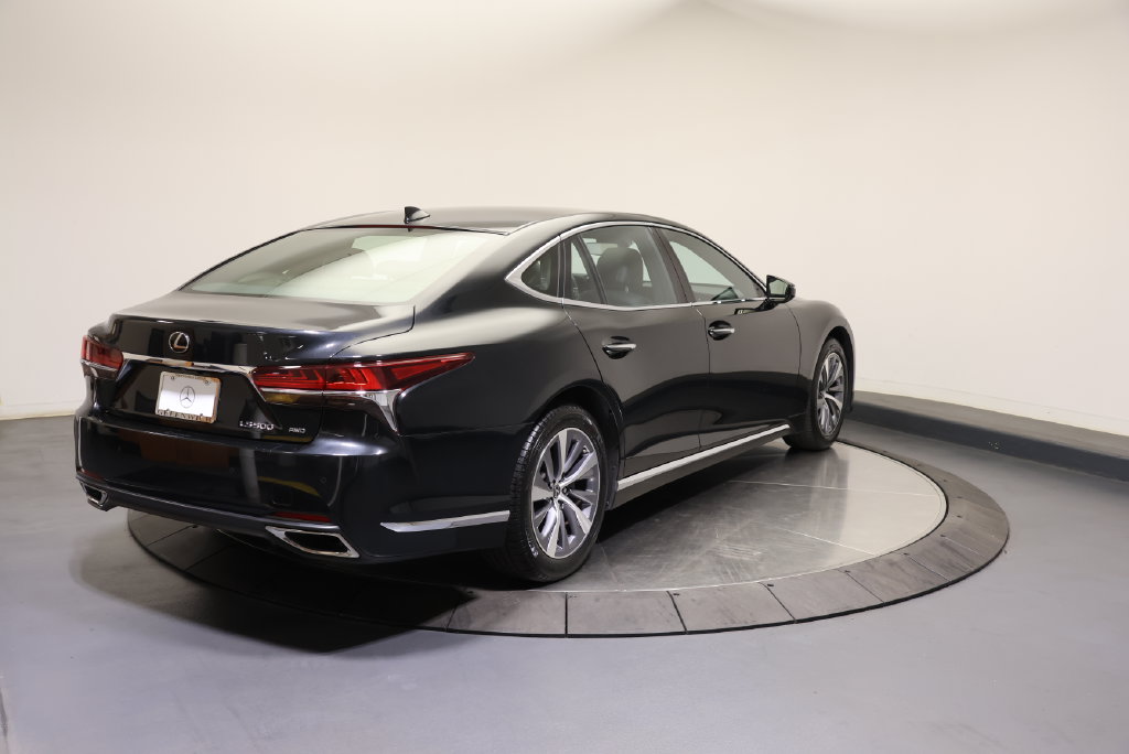 Thumbnail: 2019 Lexus LS - 7