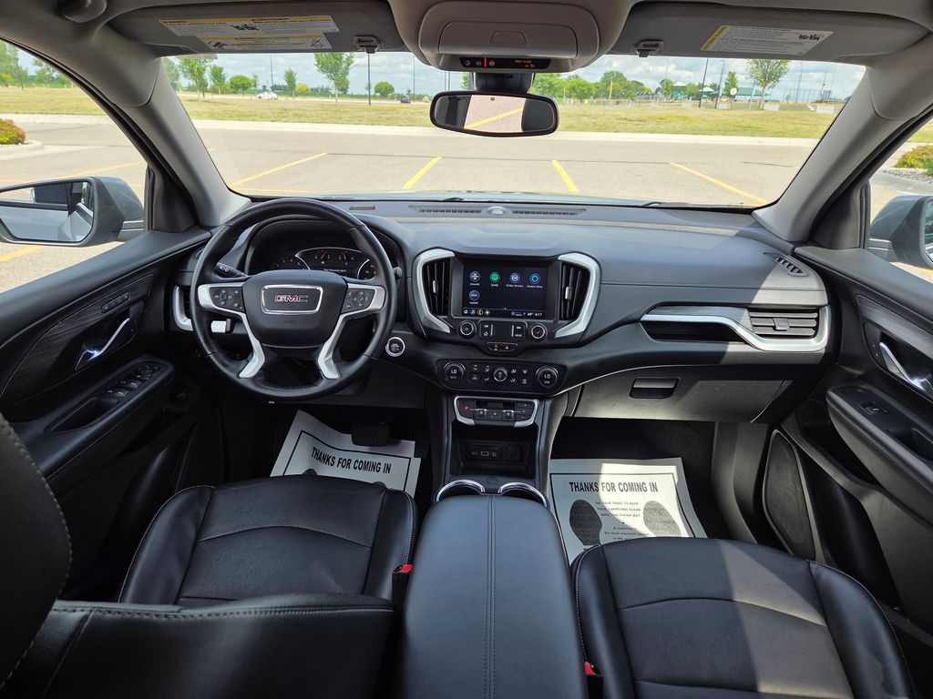 2024 GMC Terrain AWD SLT
