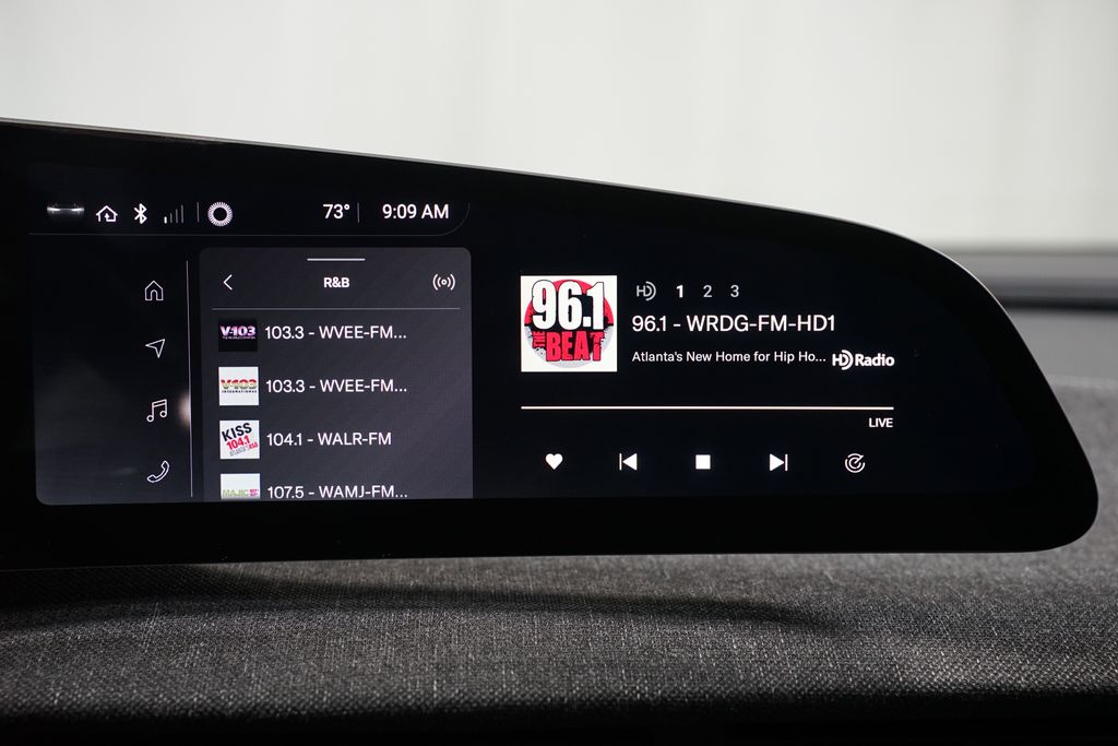 Thumbnail: 2023 Lucid Air - 19