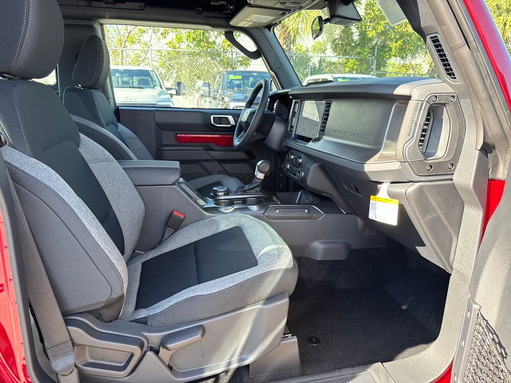 2026 Ford Bronco Base 4X4 SUV