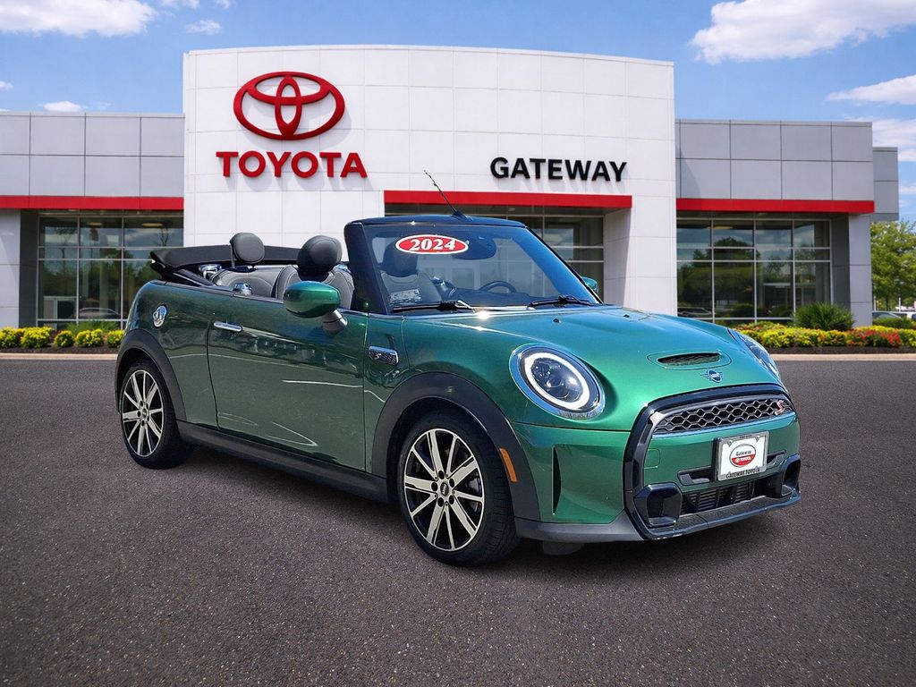 Thumbnail: 2024 MINI Cooper - 3