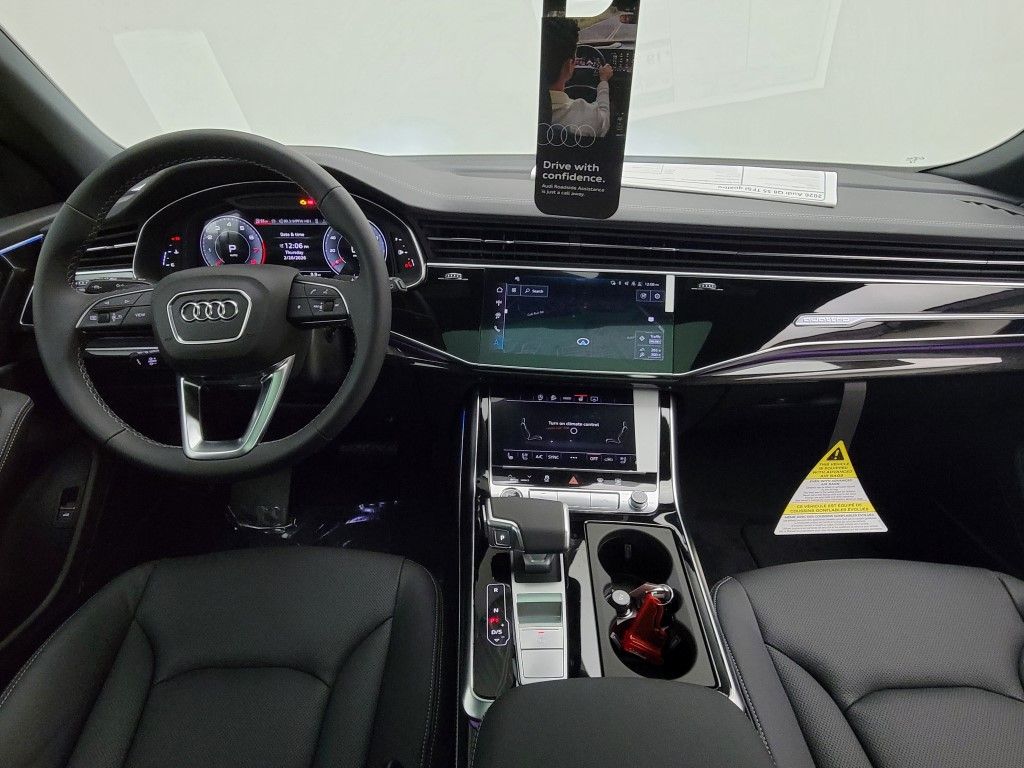 Thumbnail: 2026 Audi Q8 - 19