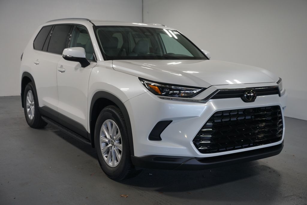 Thumbnail: 2026 Toyota Grand Highlander - 3