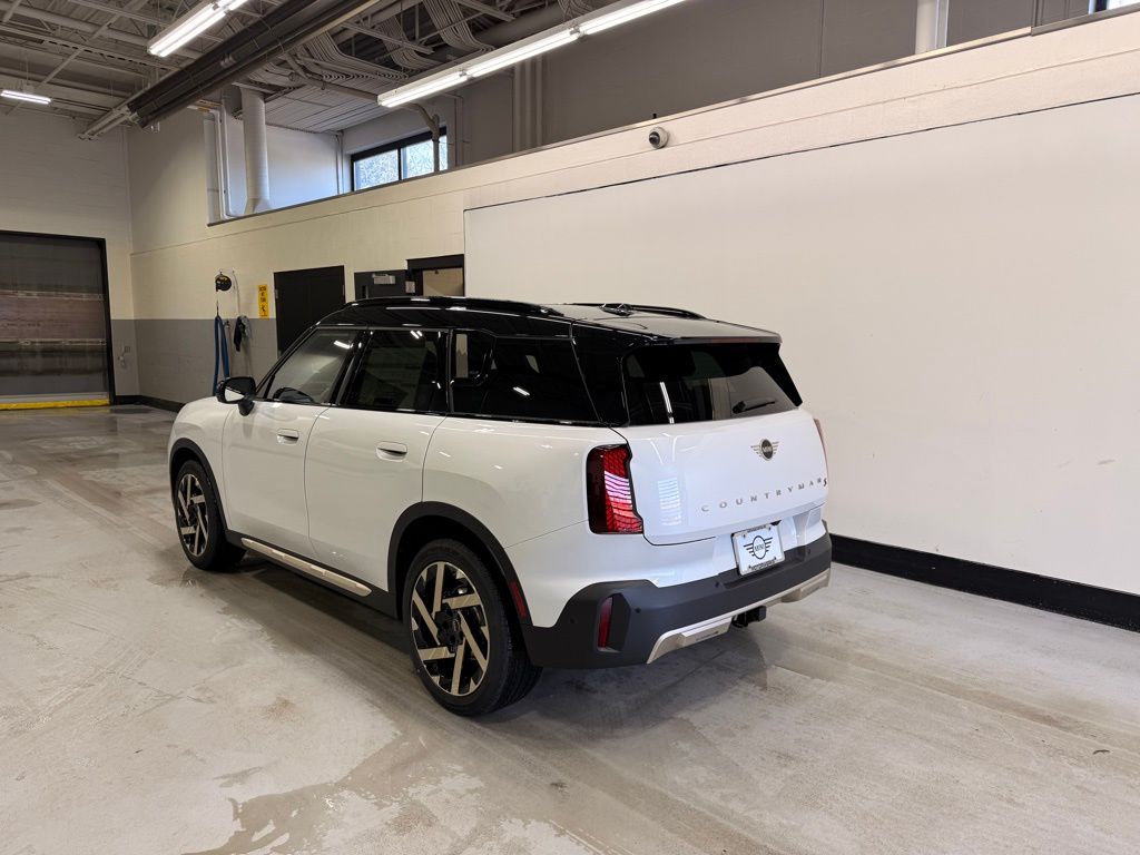 Thumbnail: 2026 MINI Cooper Countryman - 3