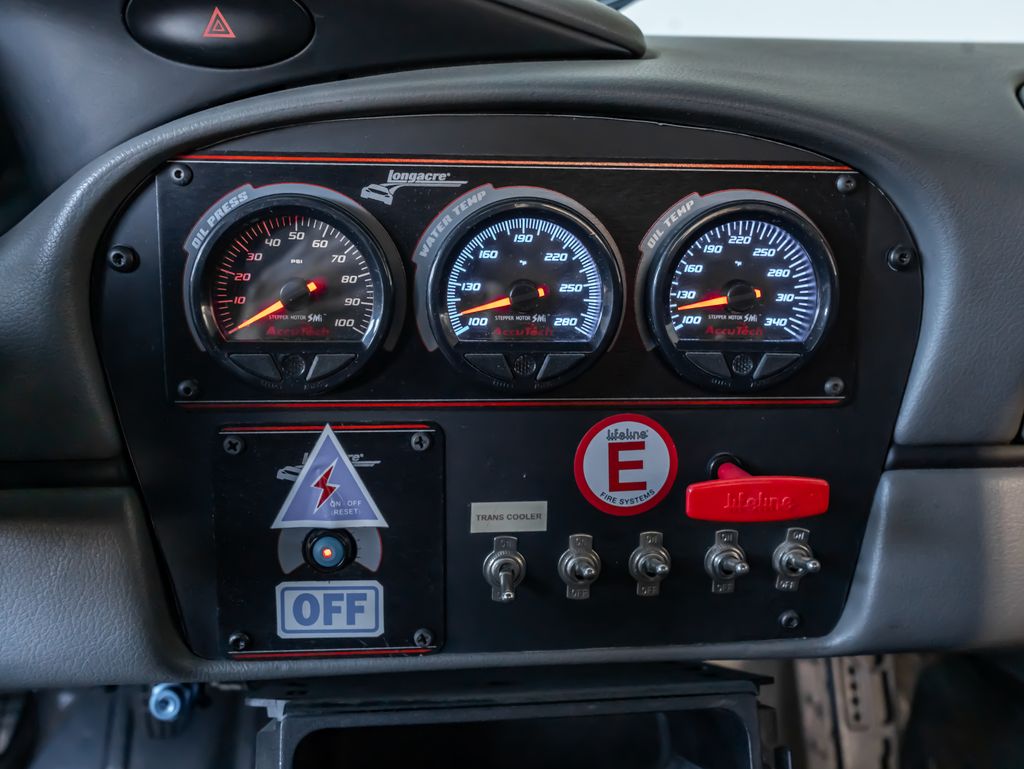 Used 2002  Porsche S image 16