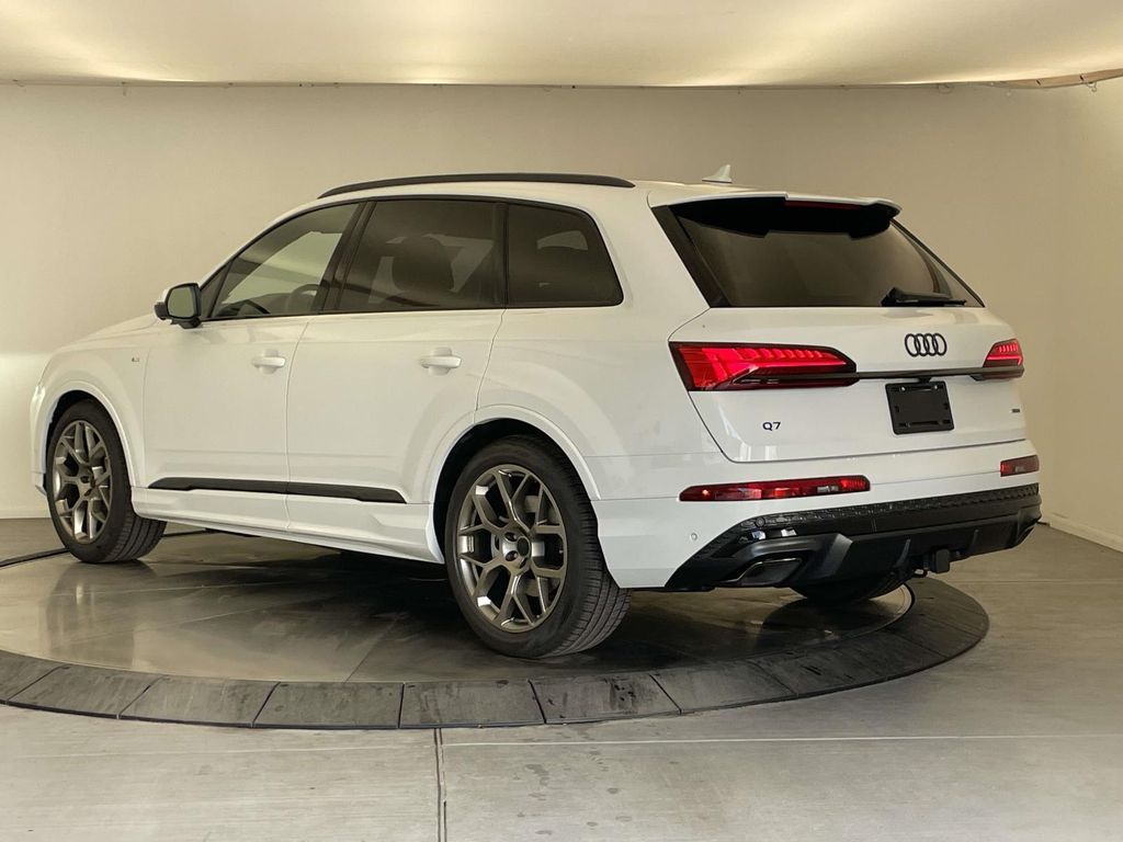 2026 Audi Q7 55 Premium White at Audi Porsche Sewickley