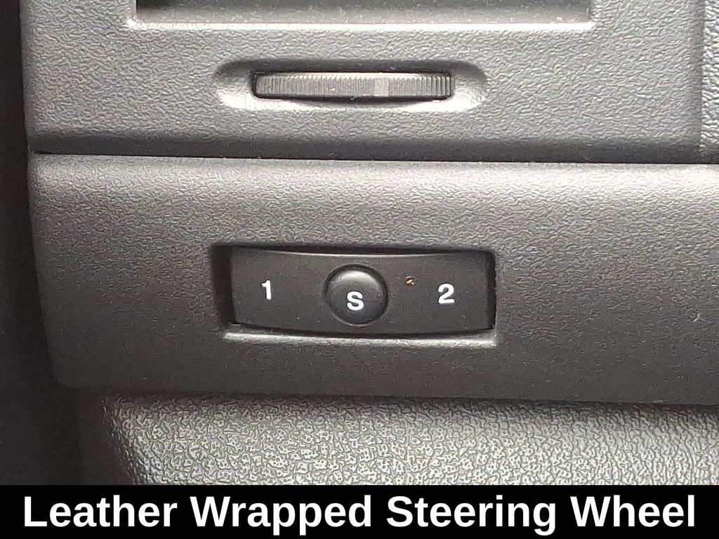 Thumbnail: 2012 Jeep Liberty - 23