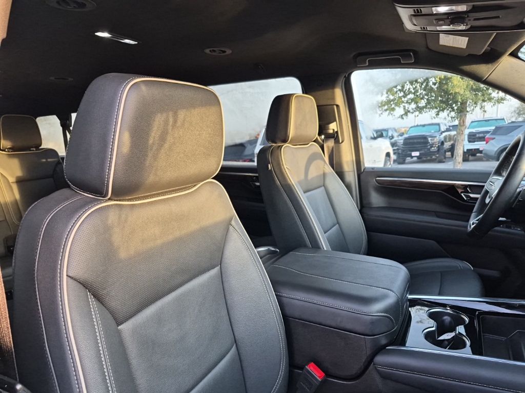 Used Car 2025 Chevrolet Suburban  Premier For Sale Under $70,000 In Austin, Texas