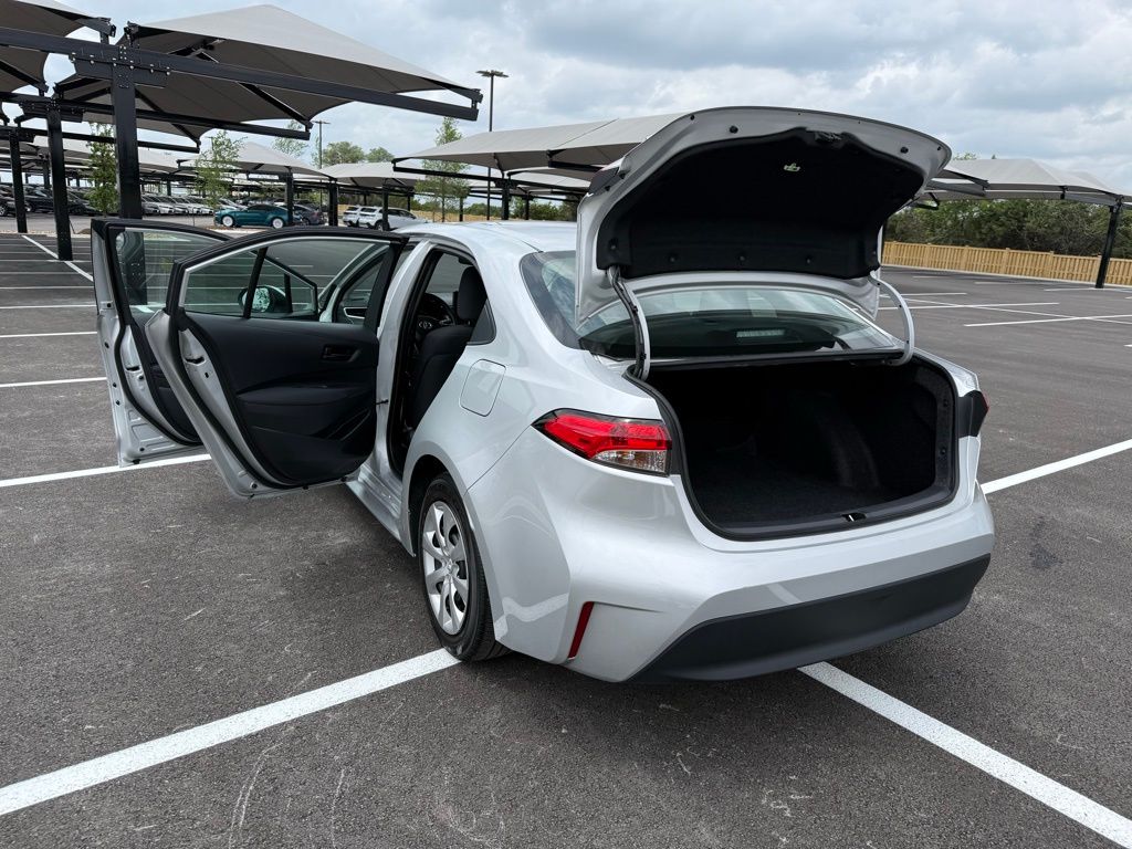 Thumbnail: 2025 Toyota Corolla - 25