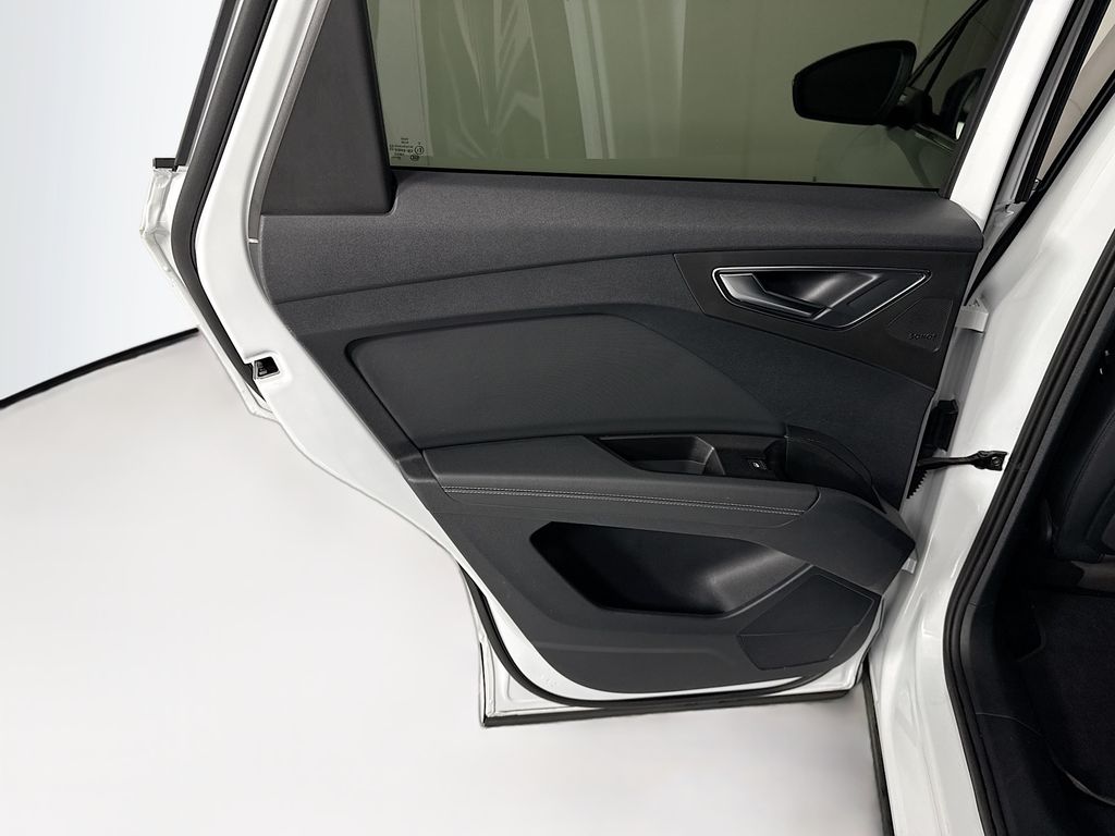 Thumbnail: 2023 Audi Q4 e-tron - 26