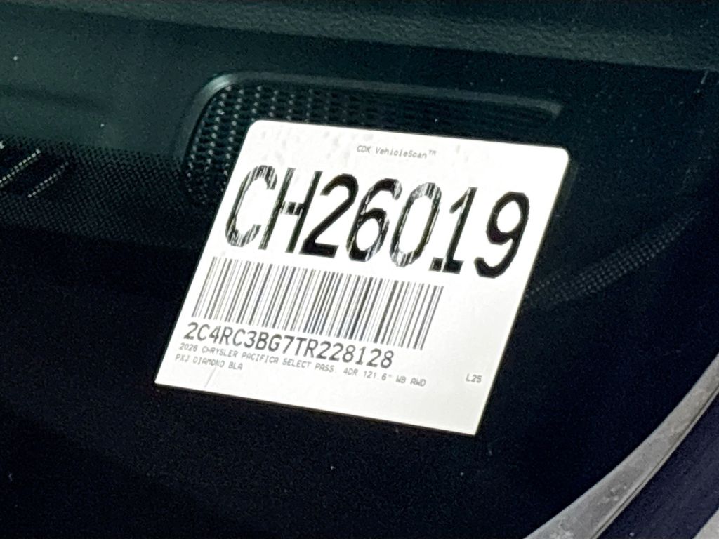 2026 Chrysler Pacifica Select