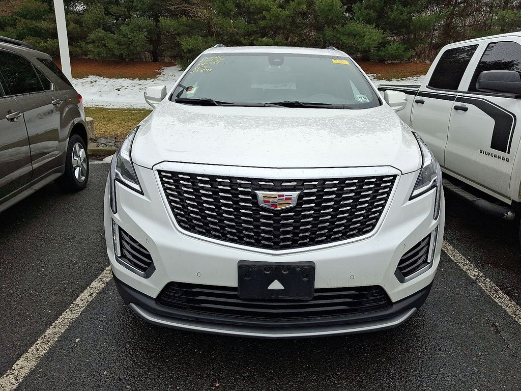 Thumbnail: 2024 Cadillac XT5 - 2
