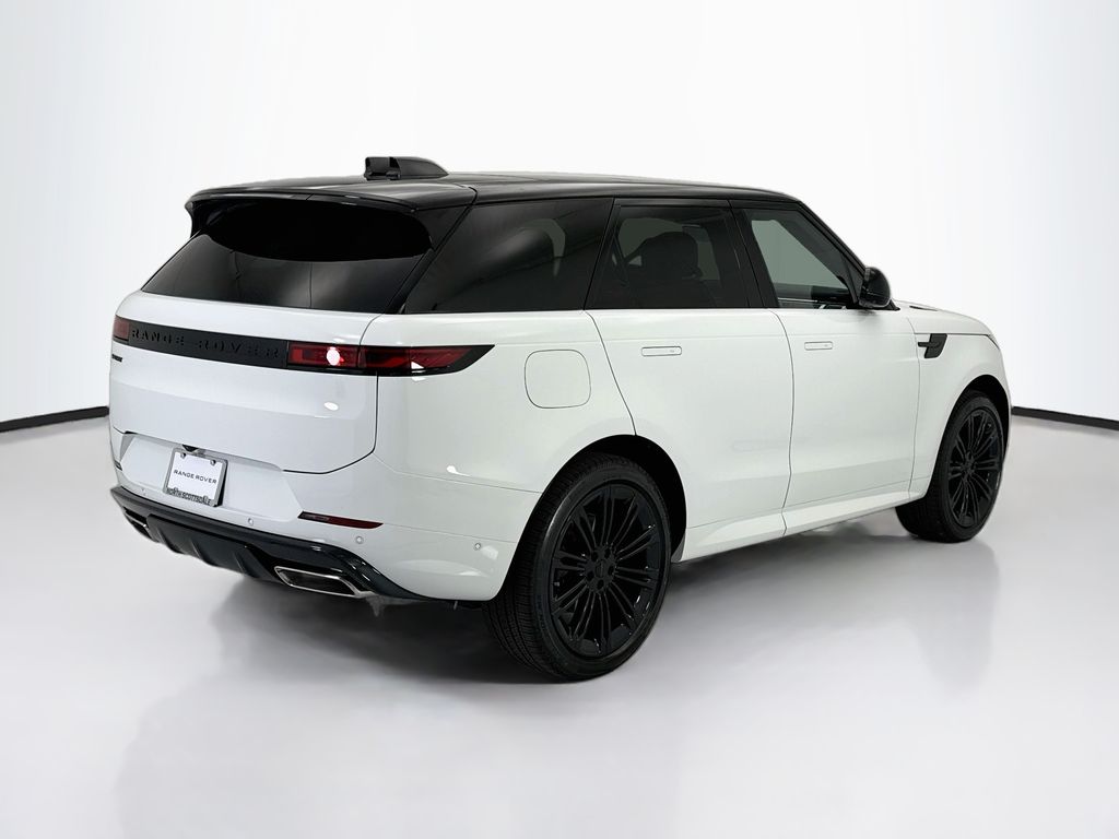Thumbnail: 2026 Land Rover Range Rover Sport - 5