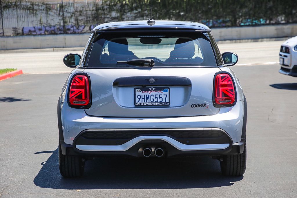 2024 MINI Cooper S Signature 7