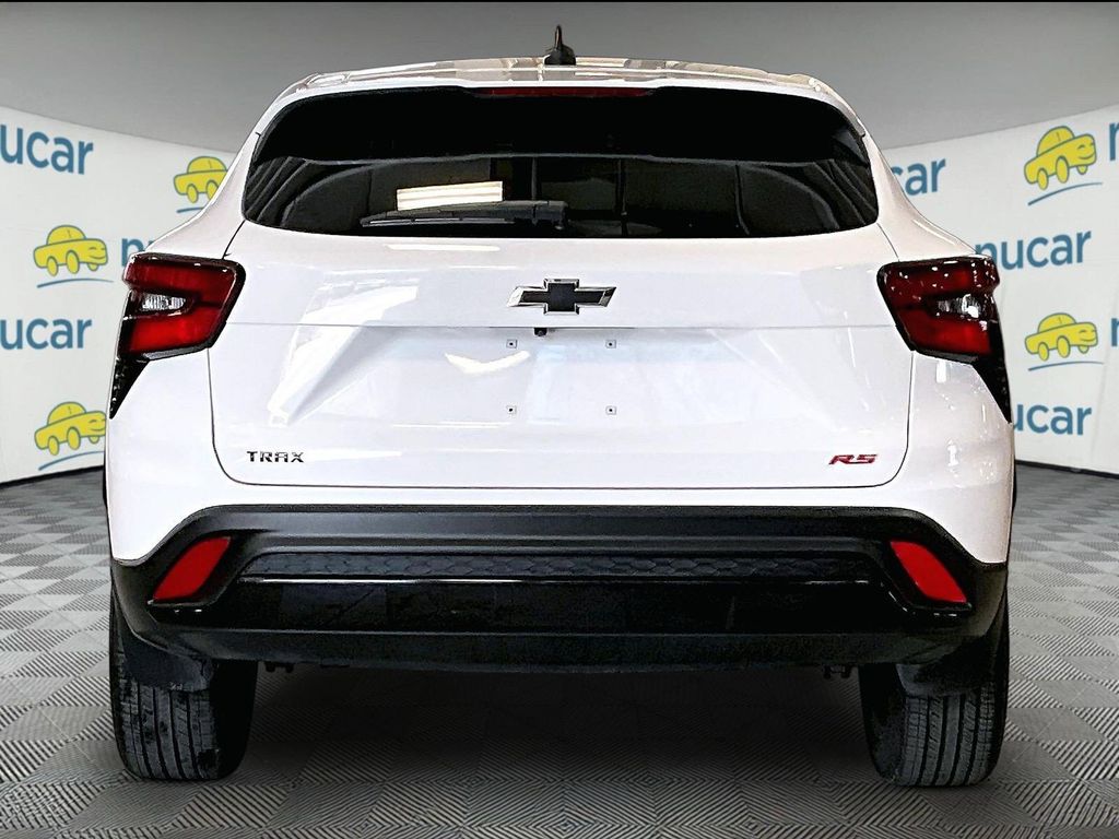 2024 Chevrolet Trax — photo 5