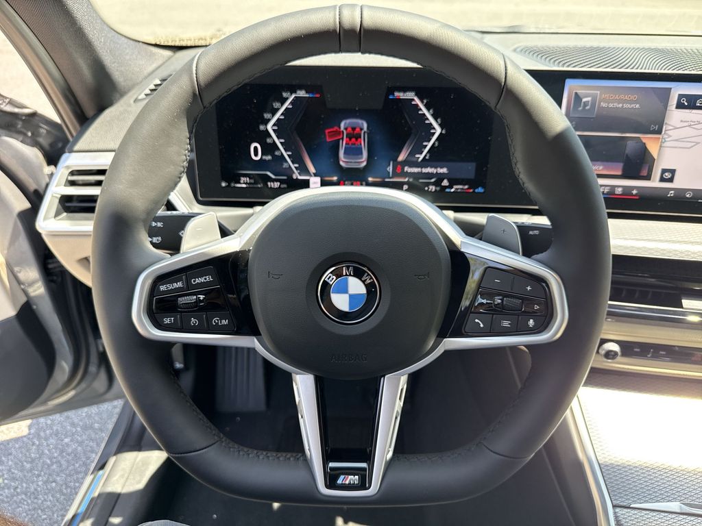 Thumbnail: 2026 BMW 3 Series - 14