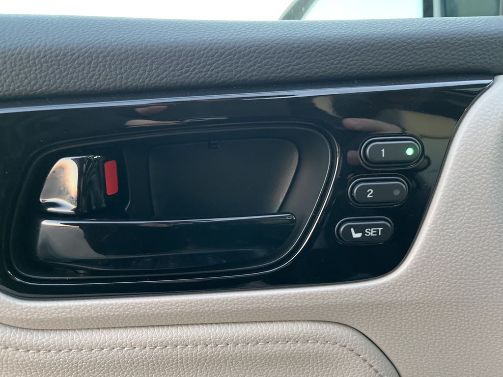 Thumbnail: 2026 Honda Odyssey - 6