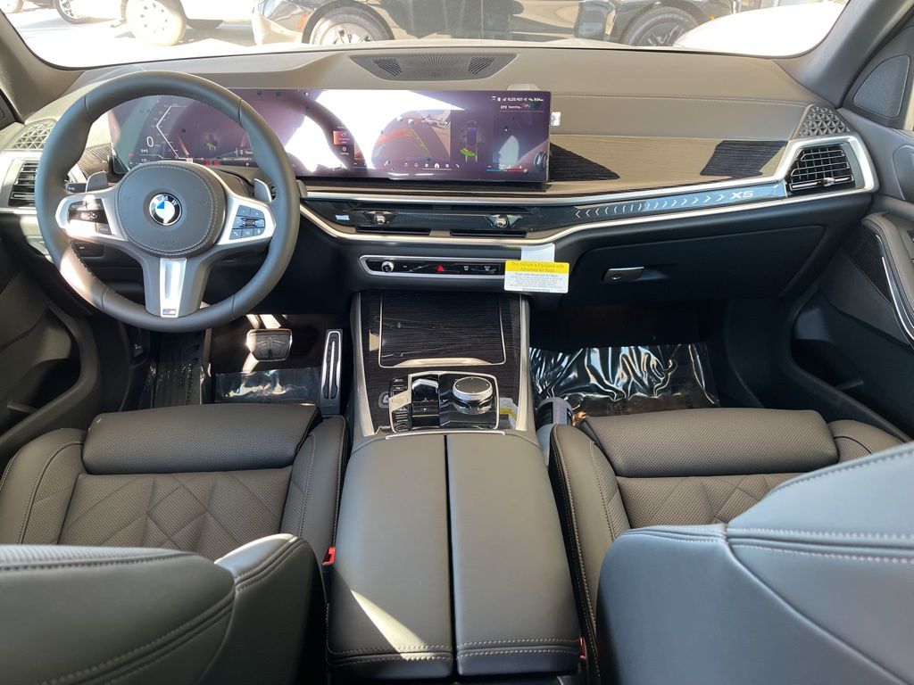 2025 BMW X5 sDrive40i 8