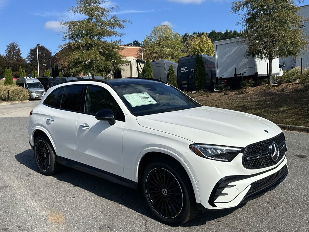 2025 Mercedes-Benz GLC GLC 300 2