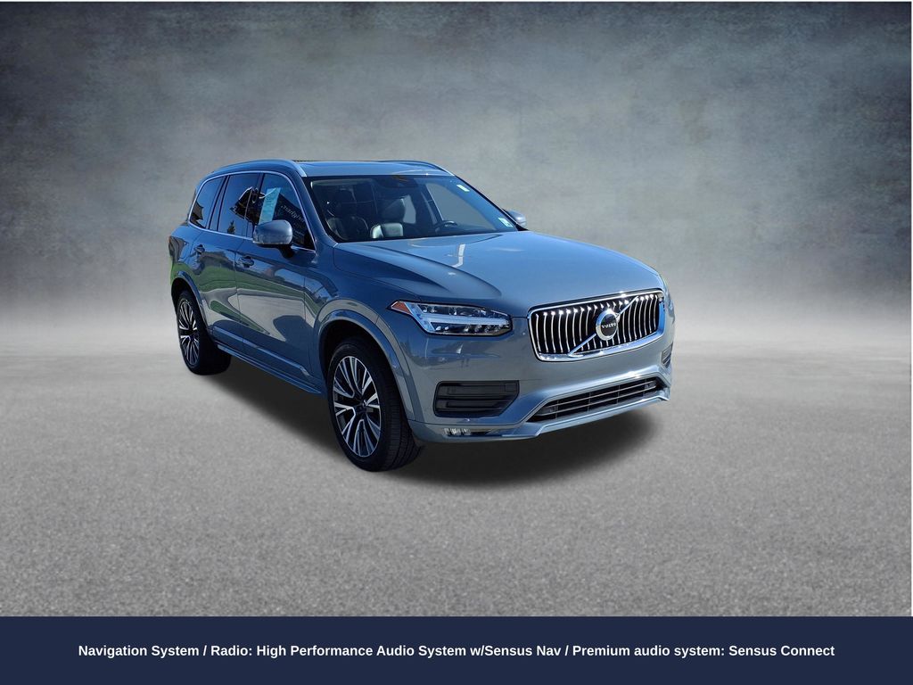 2020 Volvo XC90 T6 Momentum 6-Passenger AWD
