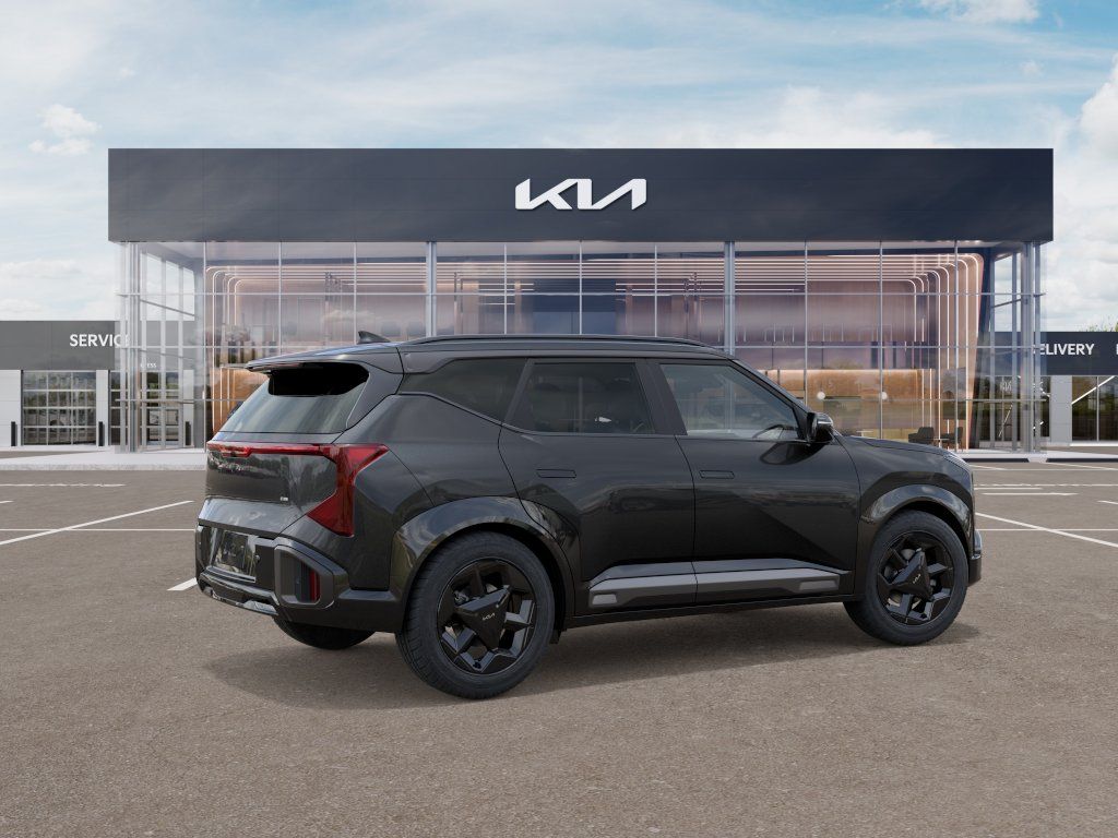 2027 Interstellar Gray Kia Seltos X-Line S AWD SUV