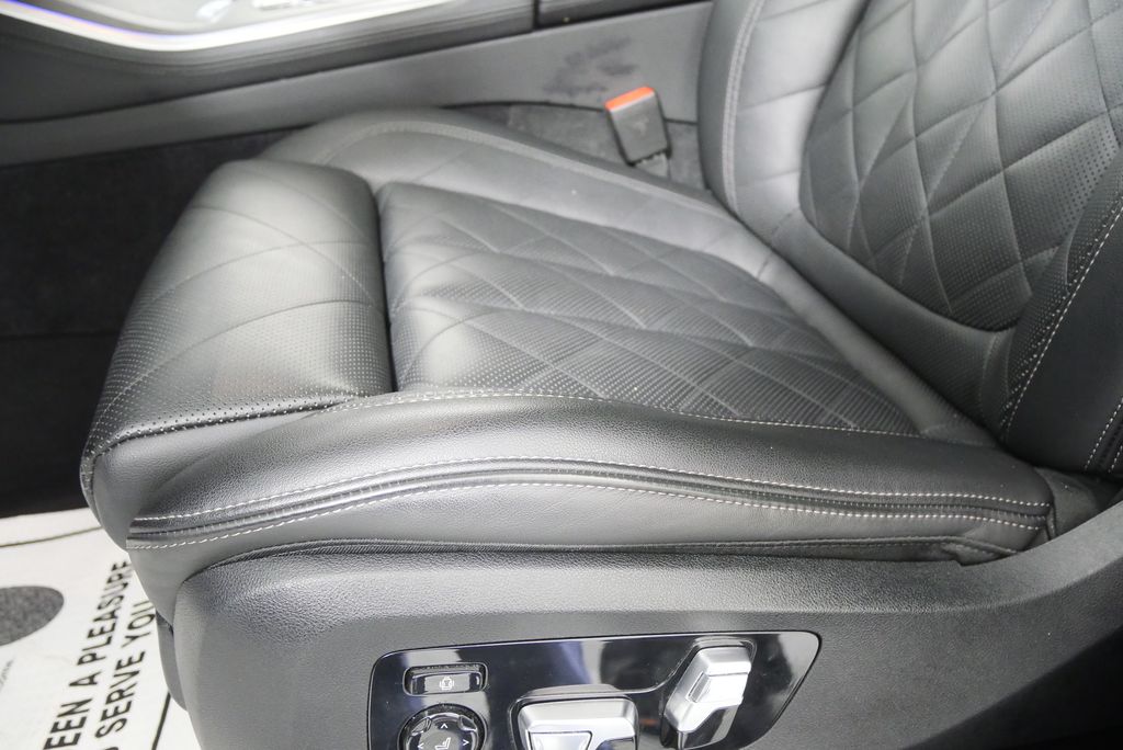 Thumbnail: 2024 BMW X5 - 10