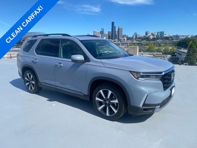 Sonic Gray Pearl 2025 Honda Pilot Touring AWD SUV / Crossover All-Wheel Drive Automatic